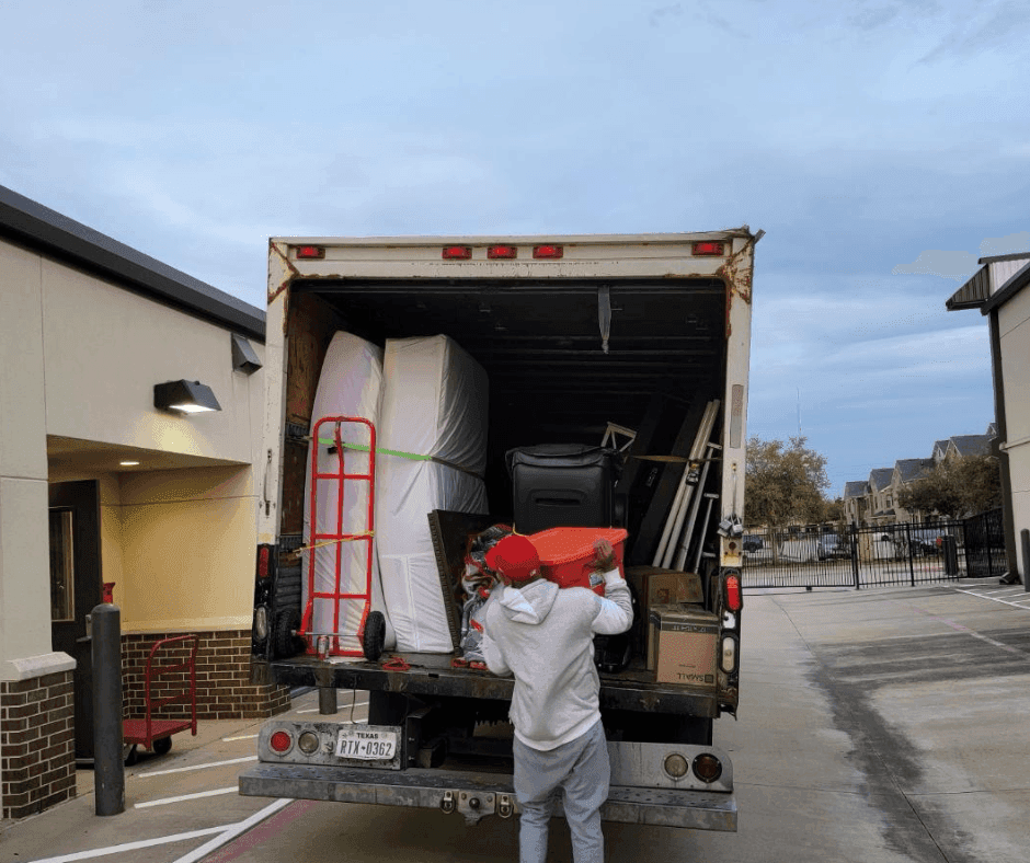 Local movers in Houston handling a residential move